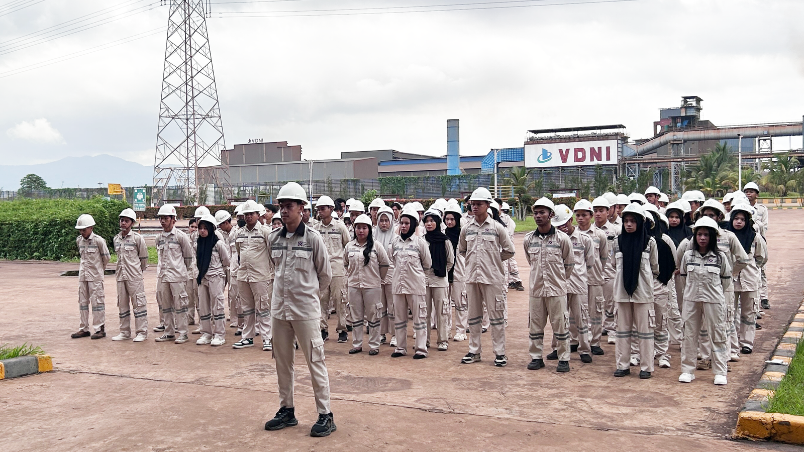 Apel Pagi Terakhir Mahasiswa Angkatan I Politeknik Tridaya Virtu Morosi